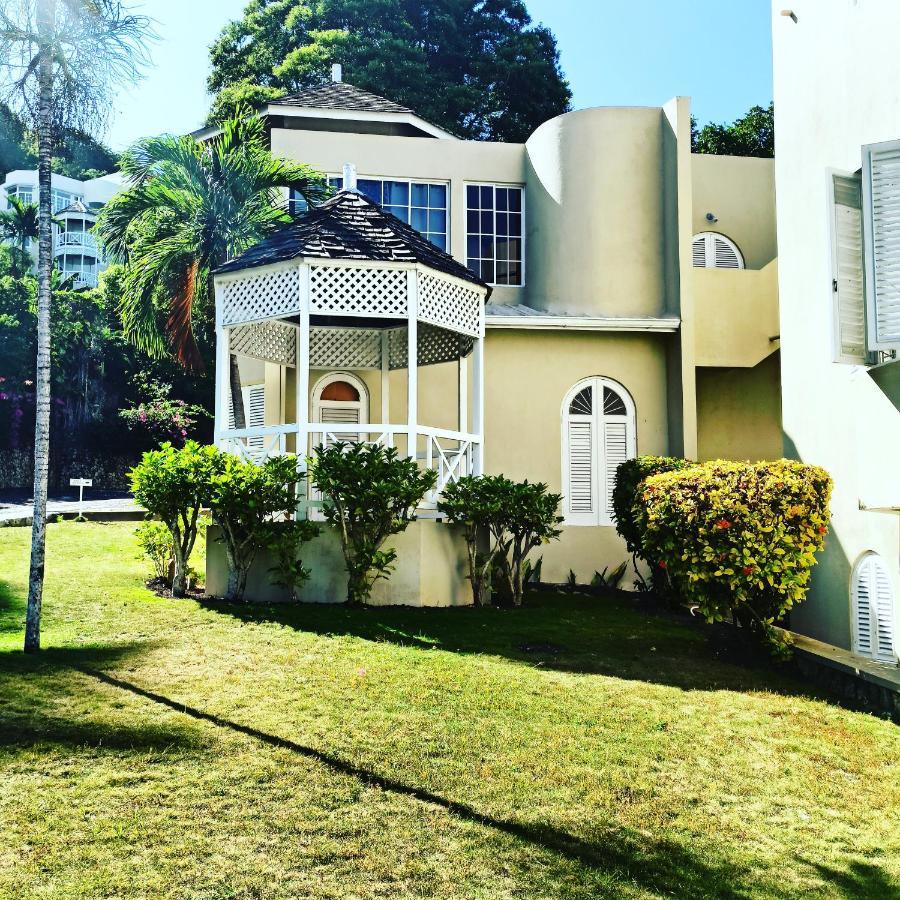 Columbus Heights Apt 26 F Ocho Rios Buitenkant foto