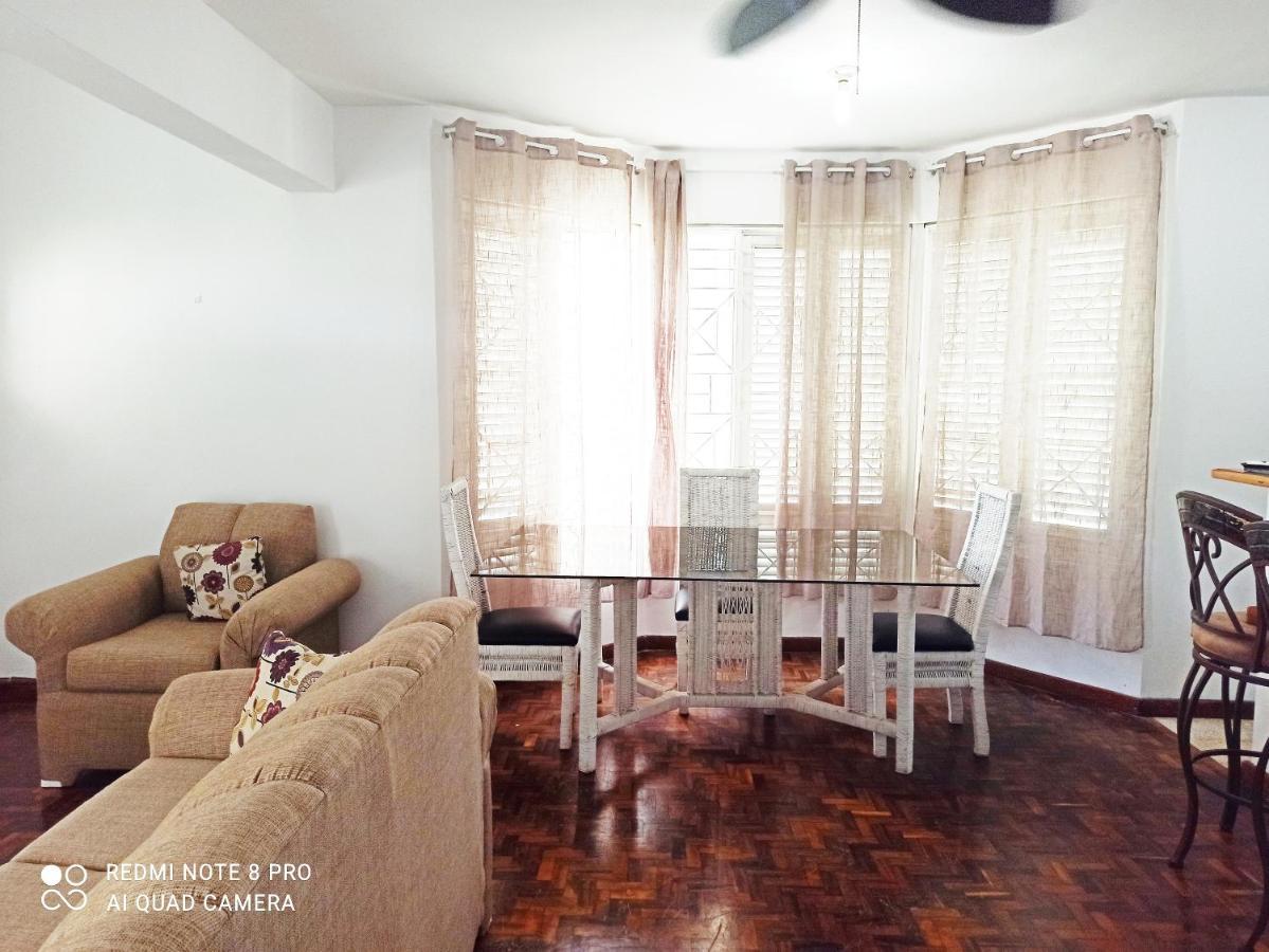 Columbus Heights Apt 26 F Ocho Rios Buitenkant foto